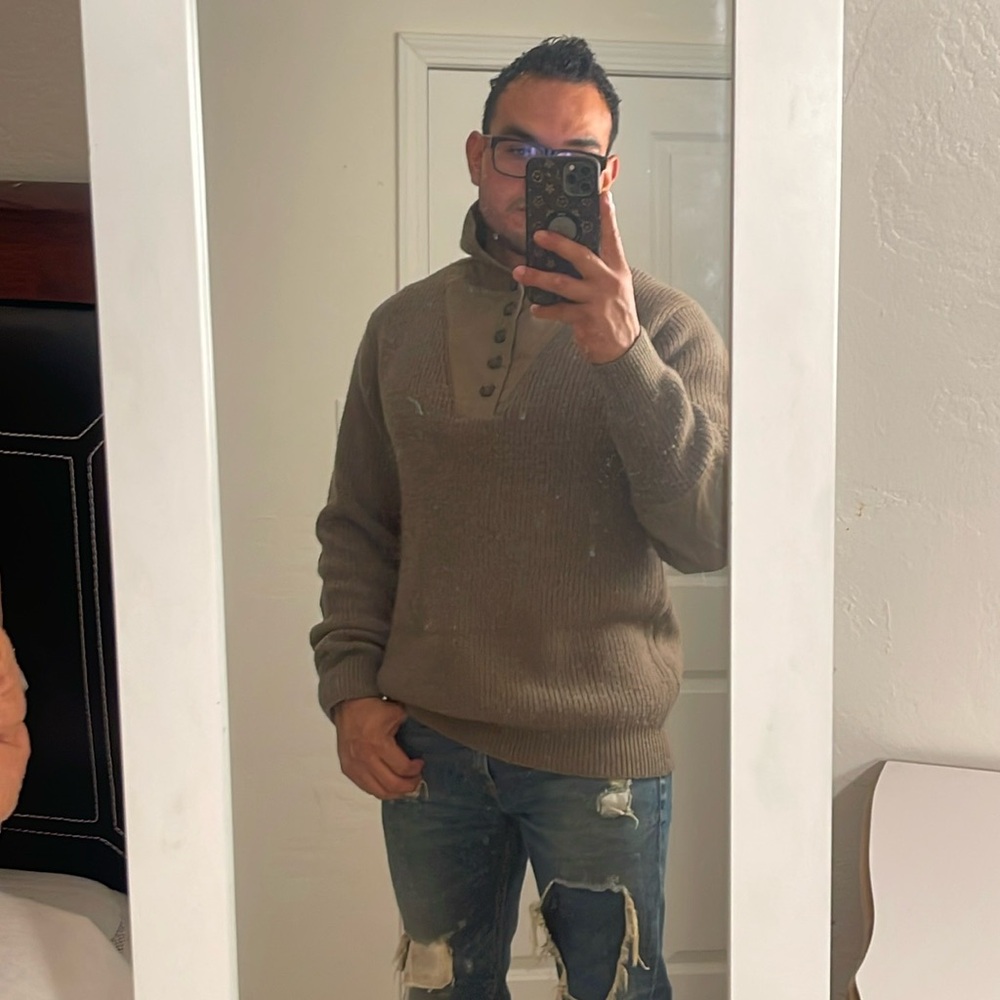 Schott nyc 100% wool army green 5 bottom sweater.